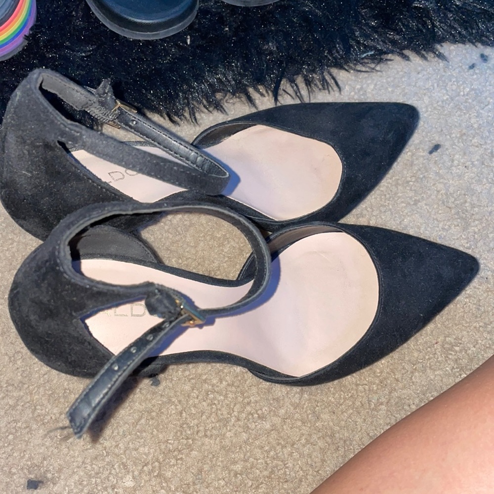 Black velvet heels size 8 1/2